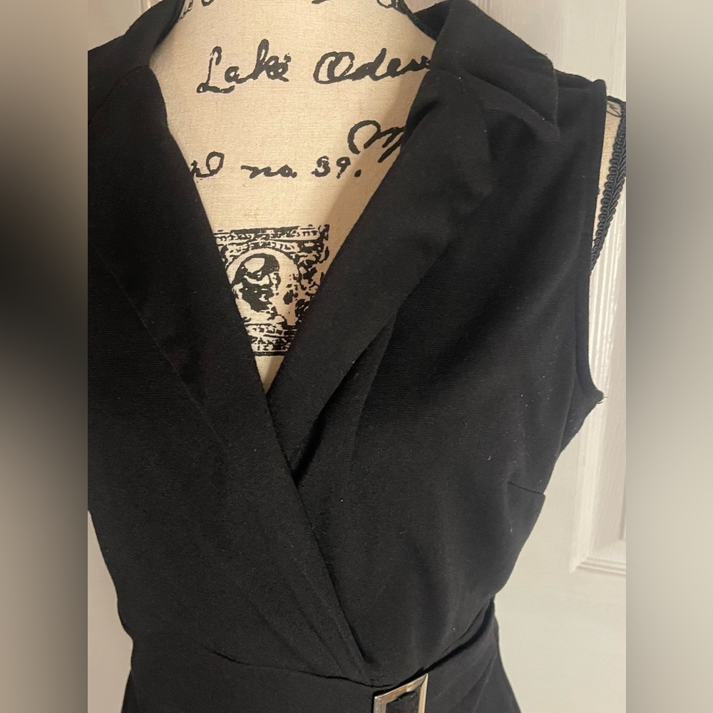 Elegant Black Sleeveless Dress with silver waist buckle size XL - Picture 3 of 14